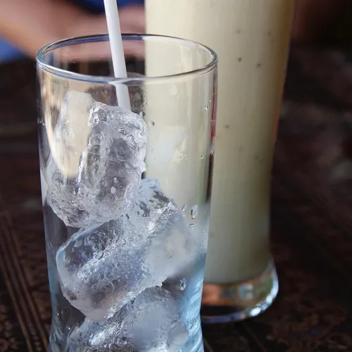 Sprawia, Że Kieliszków Ice Ice Cube Tray Mold Formy Nowości Prezenty Podajnik Lodu Lato Narzędzie Do Picia